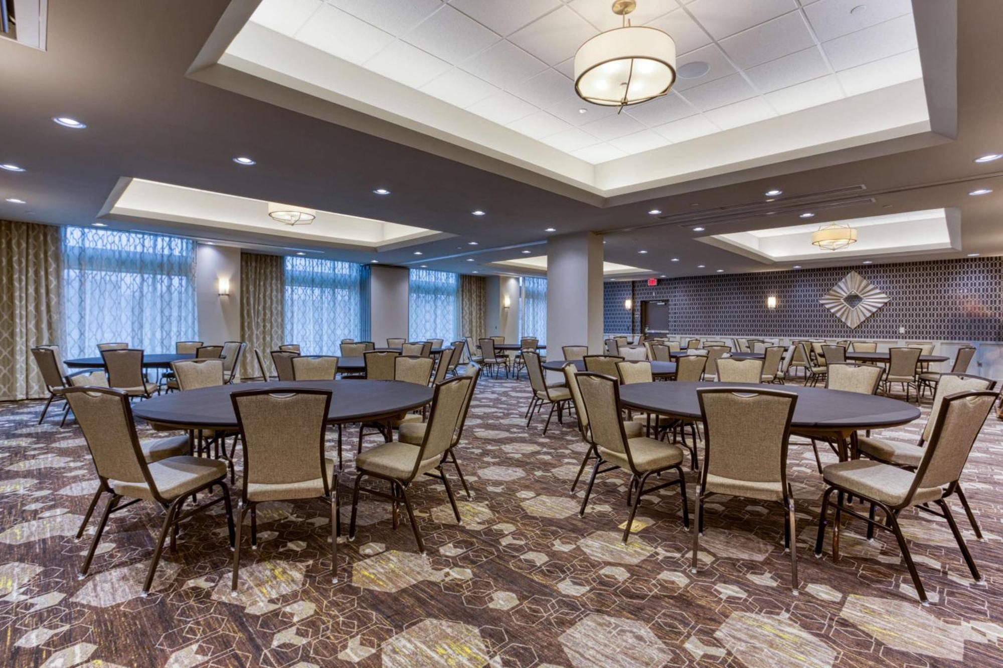 Drury Inn & Suites Cleveland Beachwood Zewnętrze zdjęcie